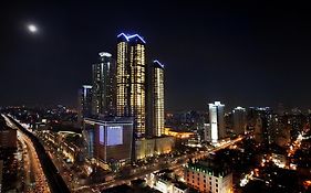 The Classic 500 Pentaz Executive Residence